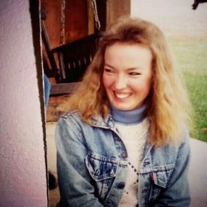 Meet your Posher, Debbie